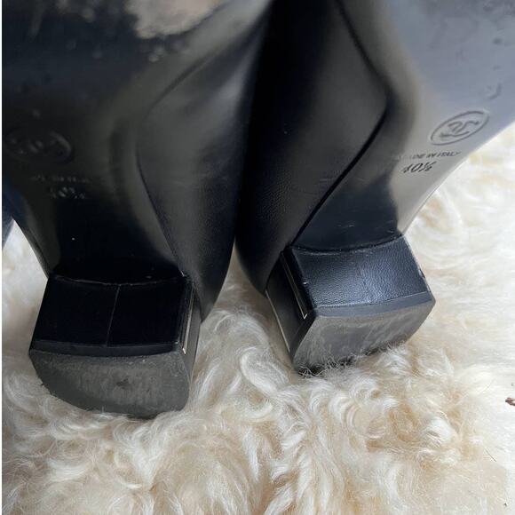 Chanel Classic Mid-Height Cap Toe Pointy Chunky Heels - Picture 14 of 16